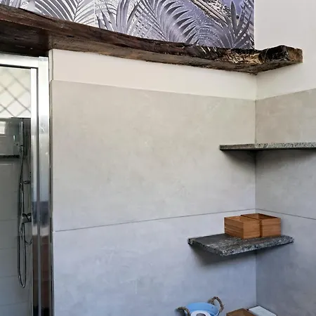 La Del Giardino Daire Napoli